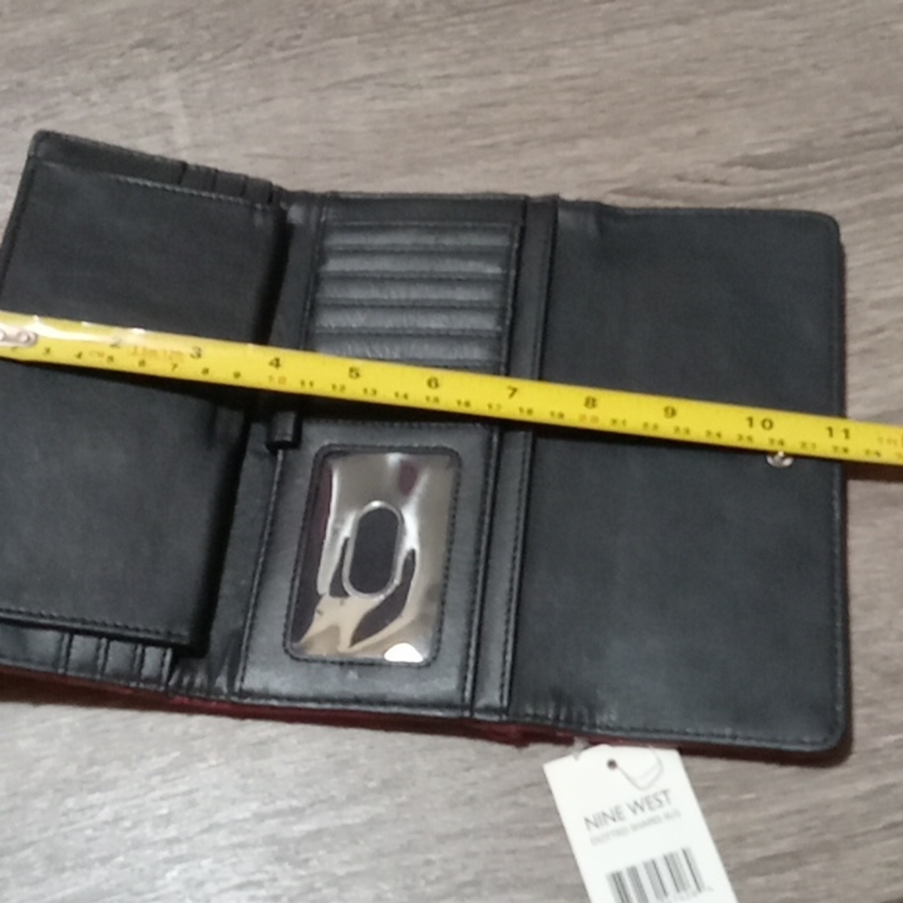 Nine West Wallet - Picture 12 of 12